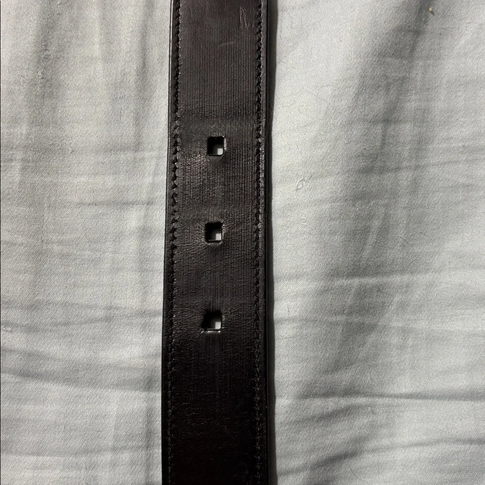 Gucci Men's Brown Leather Belt with Polished Buckle